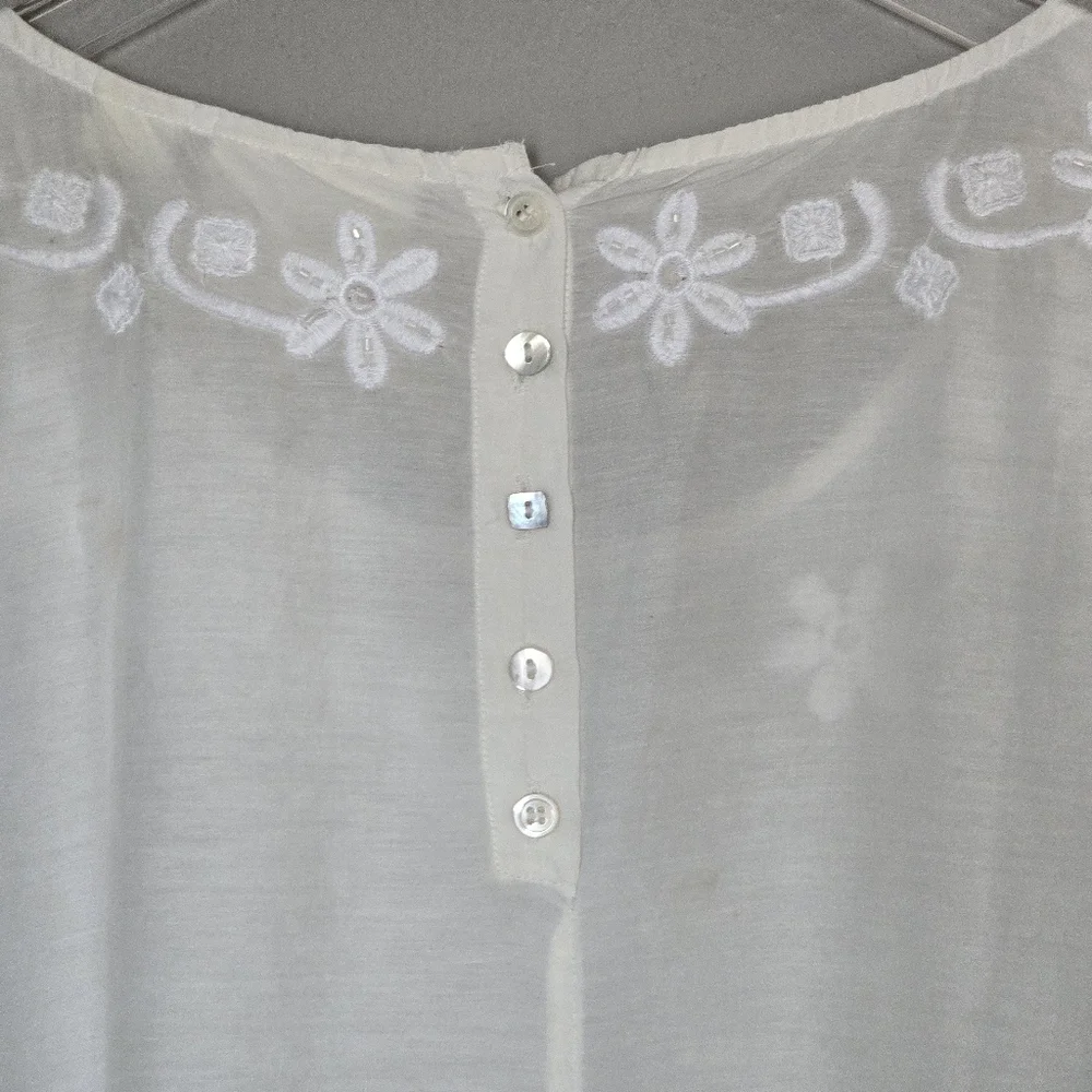 Anthropologie Maeve Cream Silk Embroidered Lace Women's Boho Feminine Fairy Top